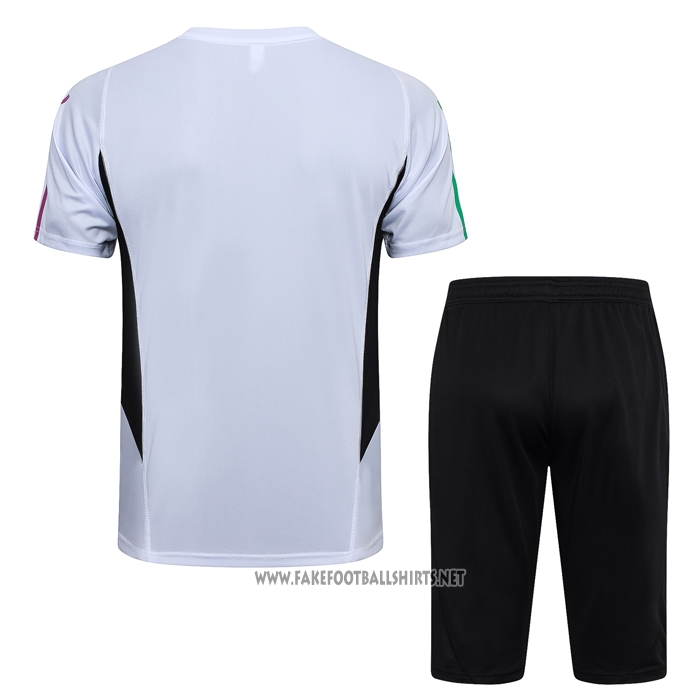 Tracksuit
 Bayern Munich Short Sleeve
 2023-2024 White
 - Shorts
